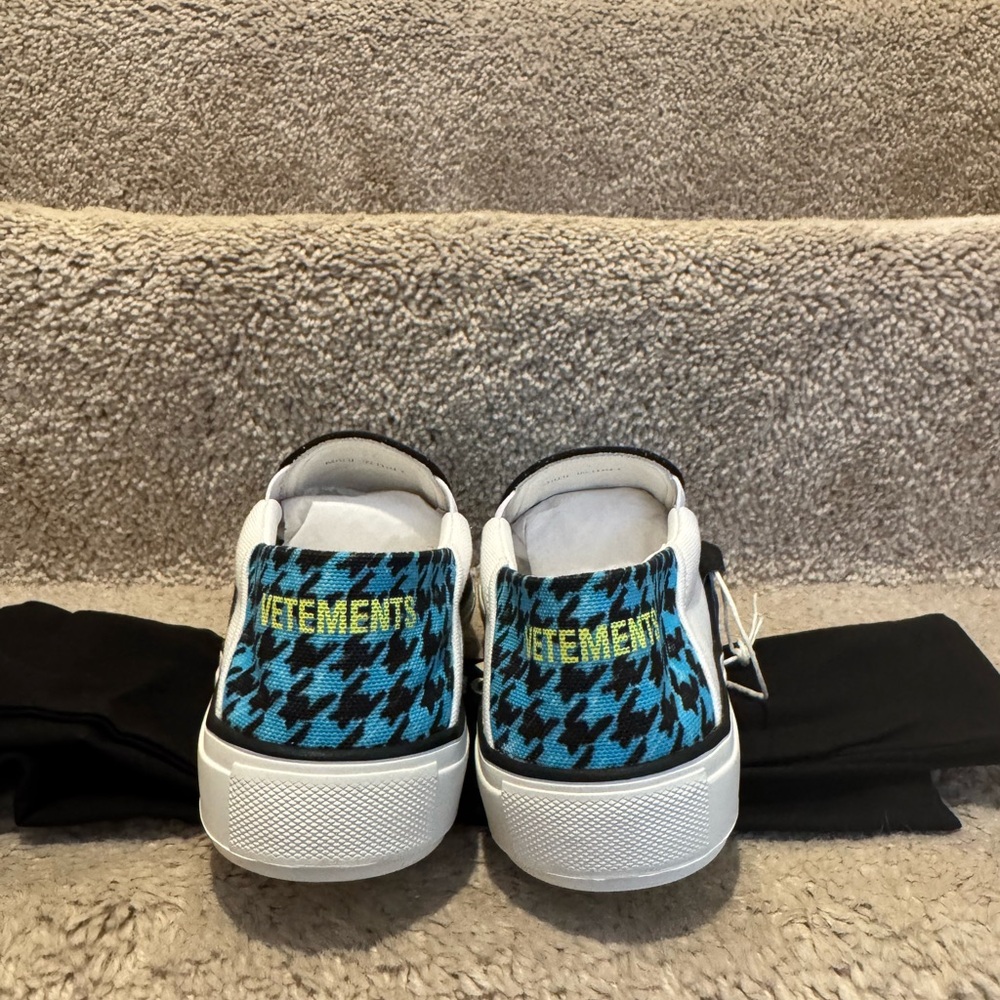 Vetements Babouche Sneakers - Picture 4 of 10